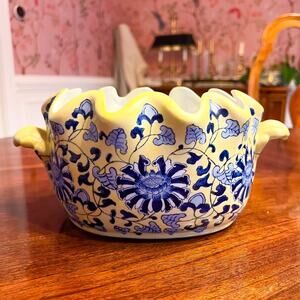 Andrea By Sadek 10in Yellow Blue Chinoiserie Floral Scallop Planter Cachepot Vtg